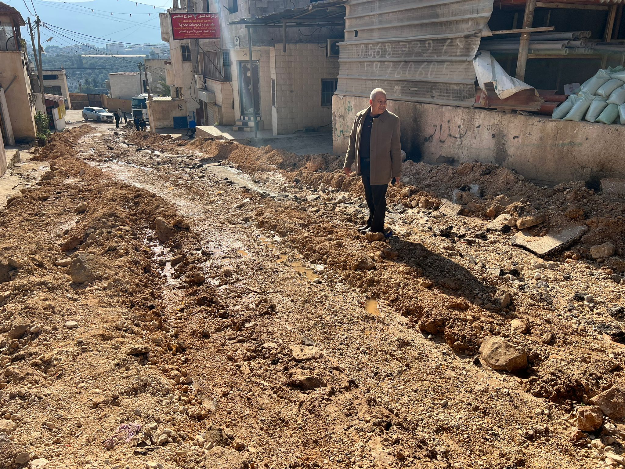 آثار الدمار الذي خلفه الاحتلال في مخيم الفارعة. (خاص وفا) 